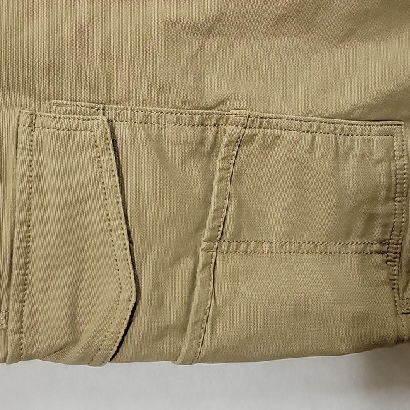 Men's Rugged Flex Relaxed Fit Canvas Cargo Shorts, Khaki, Size 33, NWOT - Picture 6 of 13